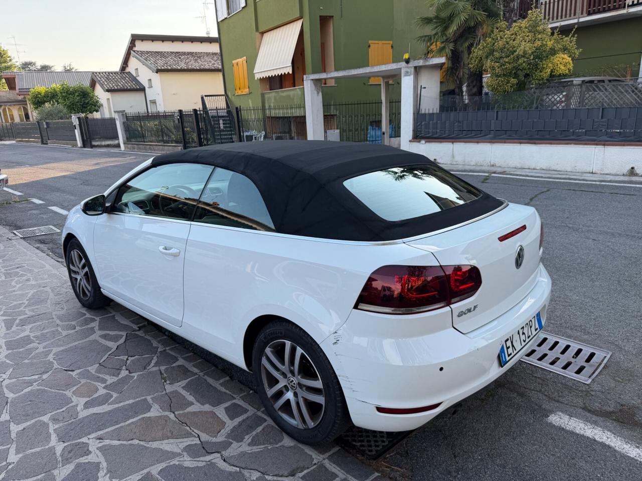 Volkswagen Golf Cabriolet 1.6 TDI DPF 5p. Highline