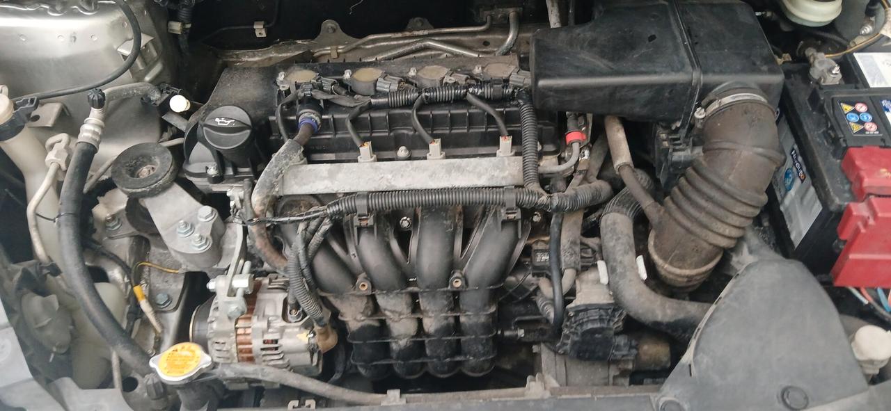 Pochi km Mitsubishi 1300 benzina neopatentati