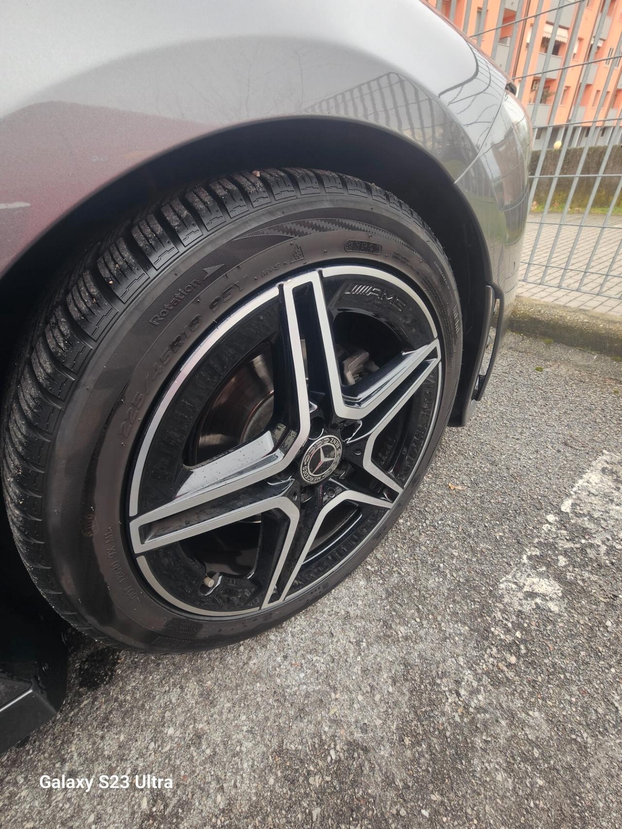 Mercedes-benz CLA 180 d Automatic Executive