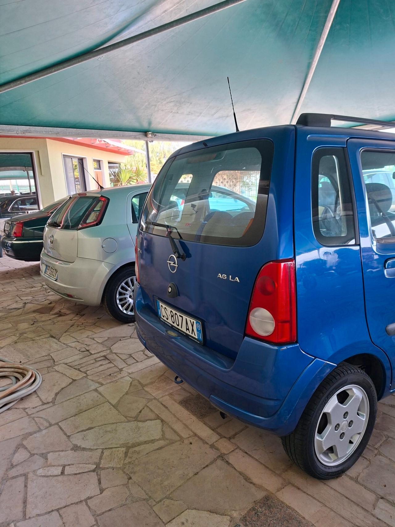 Opel Agila 1.0 12V Club