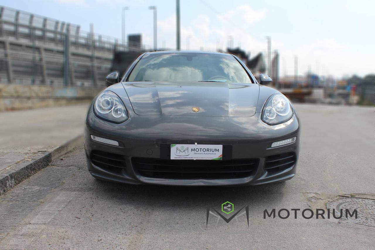 Porsche Panamera 3.0 250cv