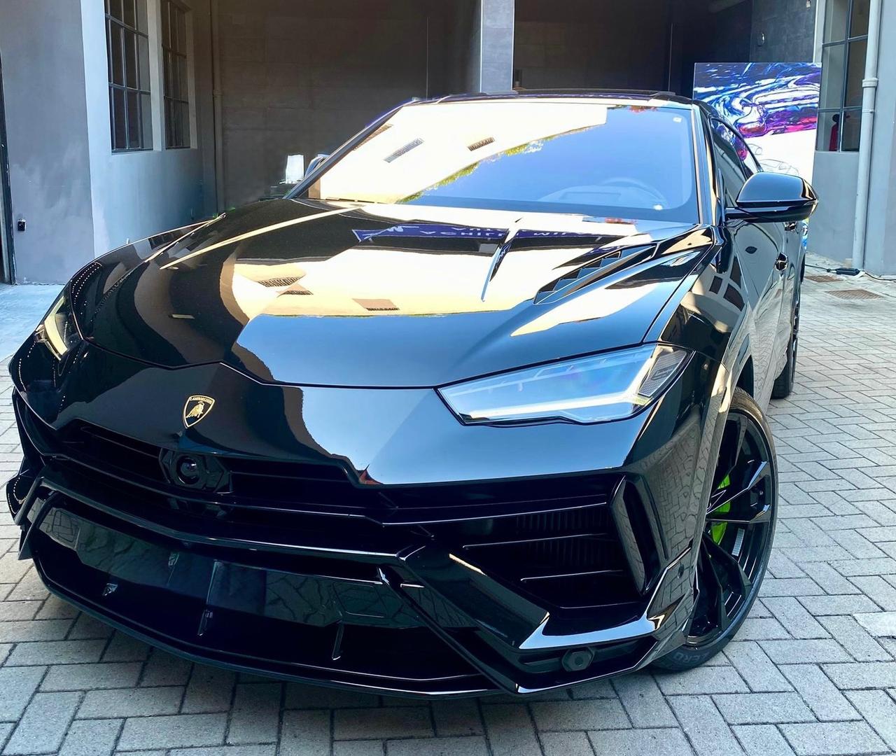 Lamborghini Urus 4.0 - prezzo top italia