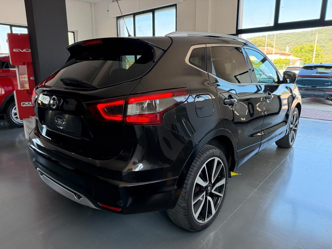Nissan Qashqai 1.6 dCi 2WD Tekna - 2017