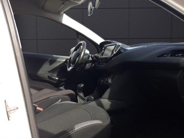 PEUGEOT 208 1° serie PureTech 82 5 porte Allure