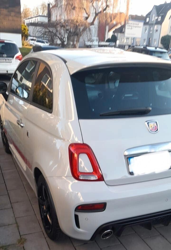 Abarth 595 1.4 Turbo T-Jet 165 CV