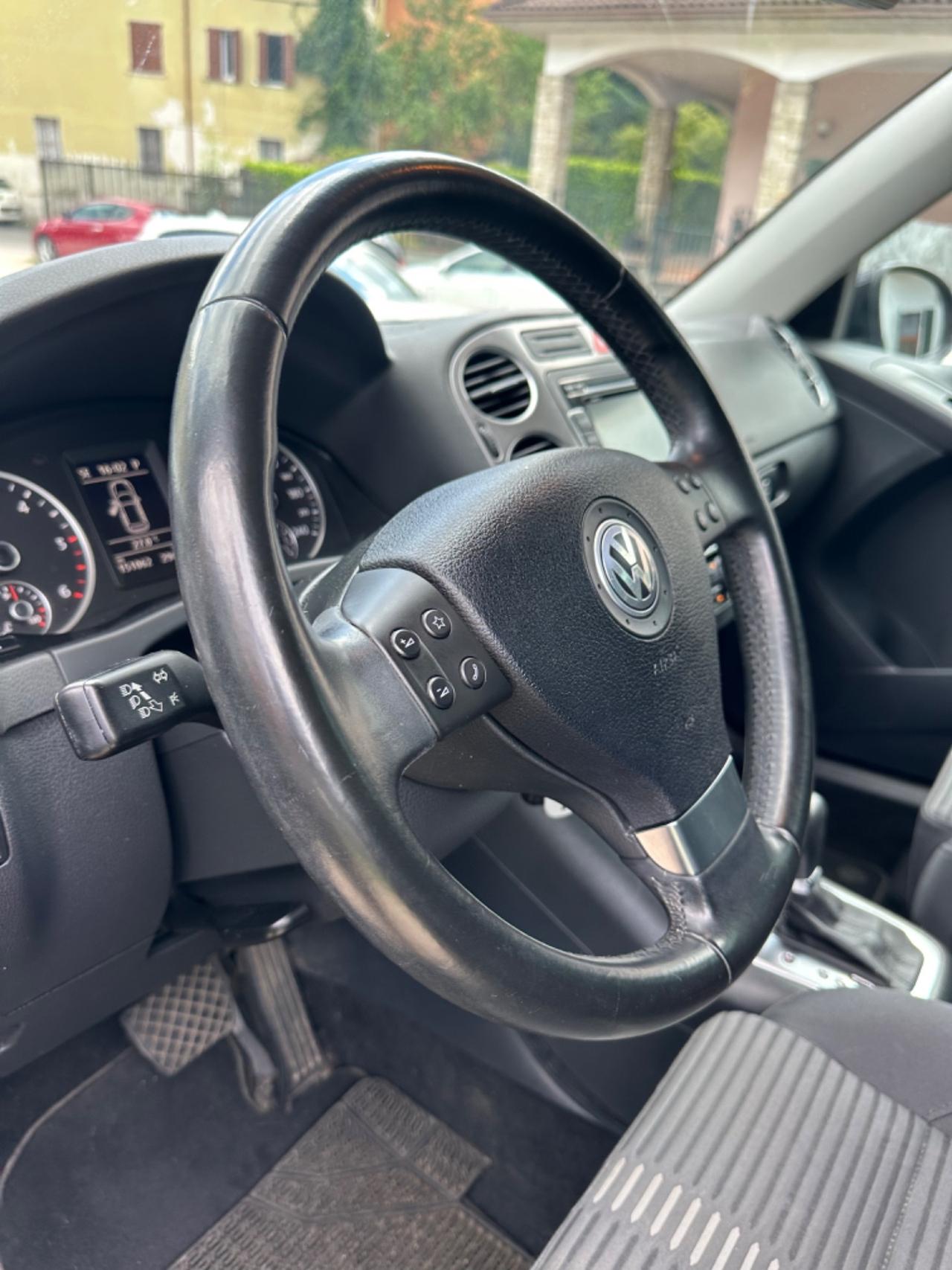 Volkswagen TIGUAN 2.0 TDI DPF 4MOTION DSG SPORT