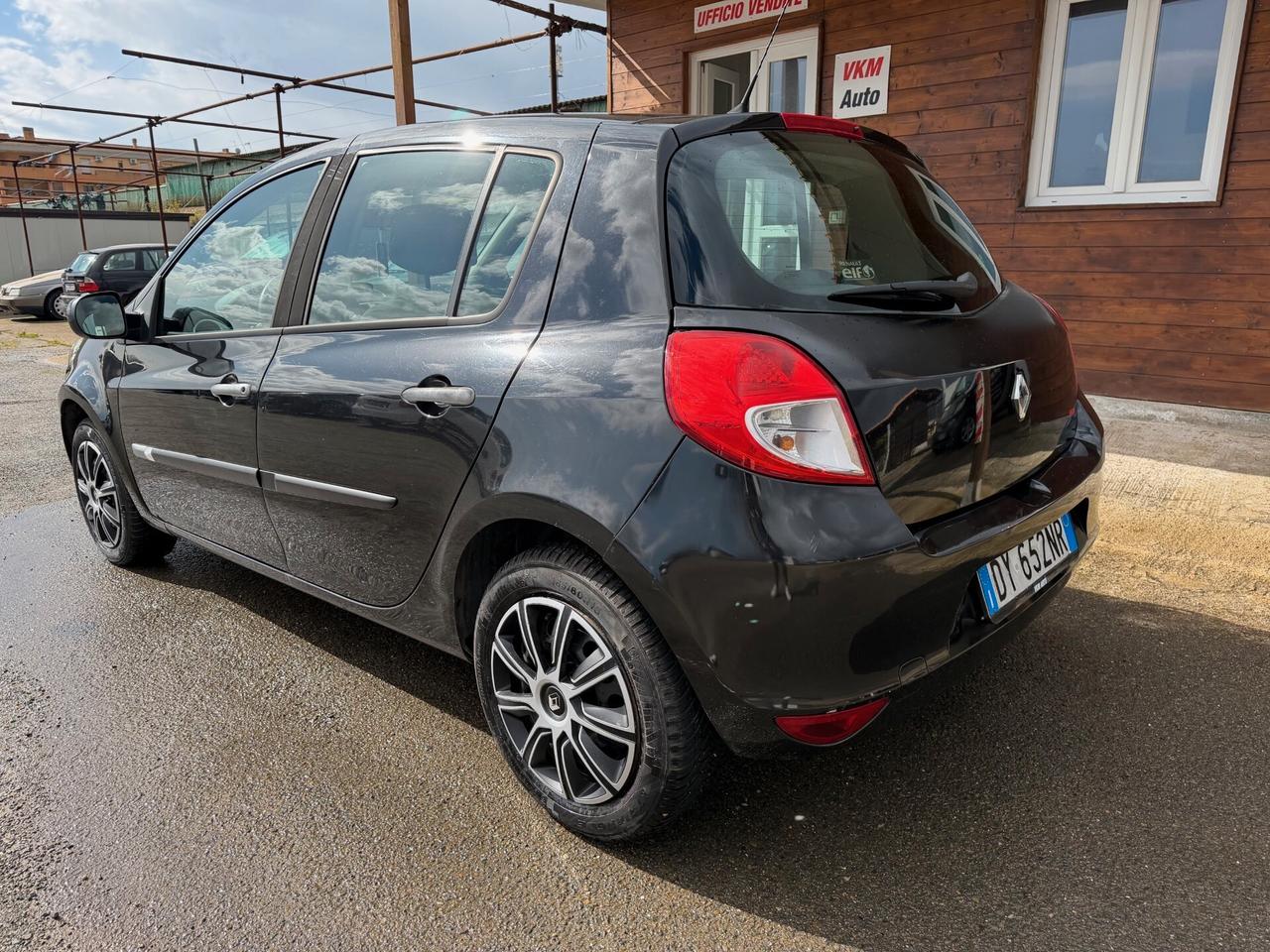 RENAULT Clio 1.5 dCi 5 porte NEOPAT. CERTIFICATA