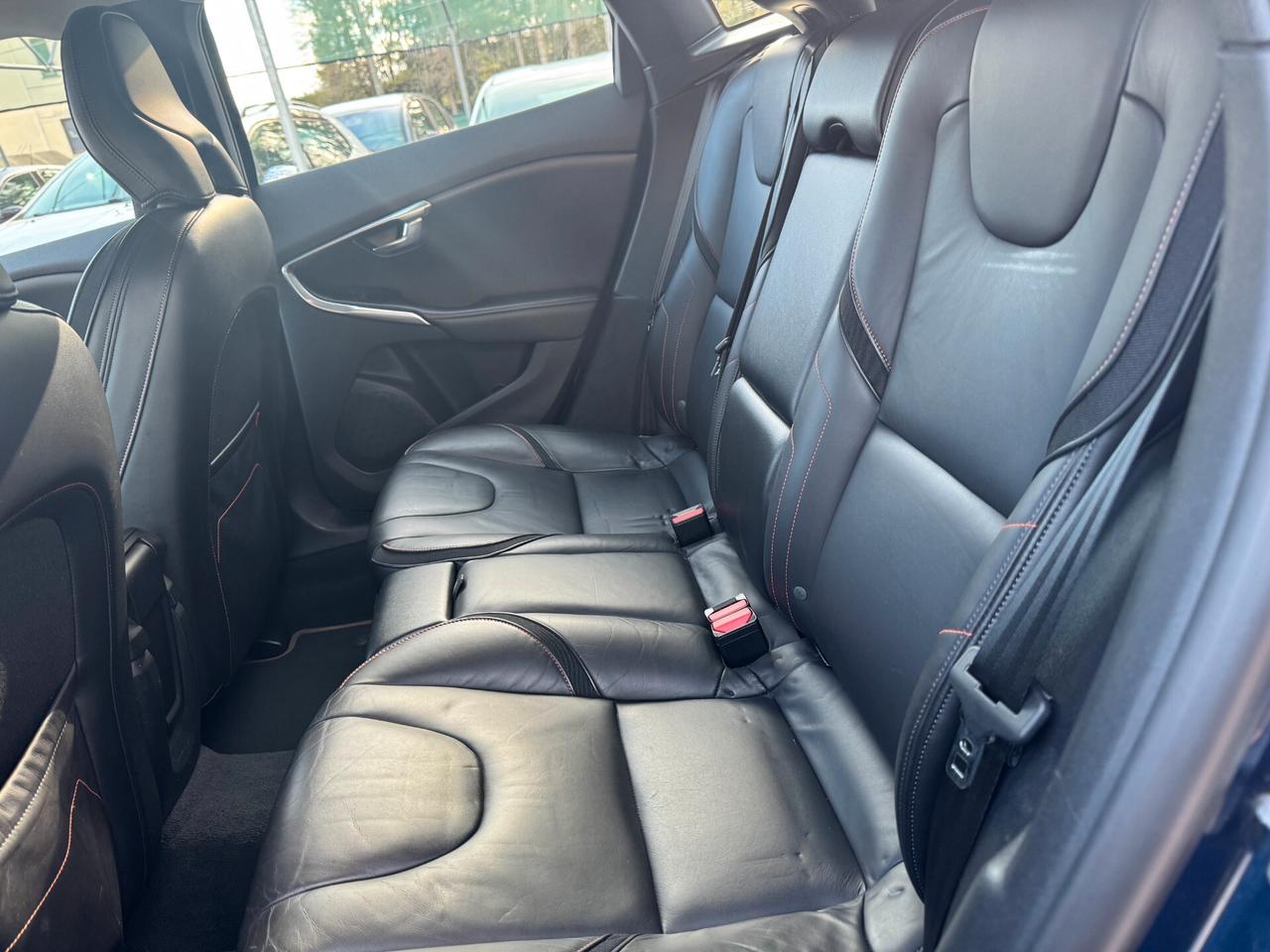 Volvo V40 Cross Country D2 Ocean Race