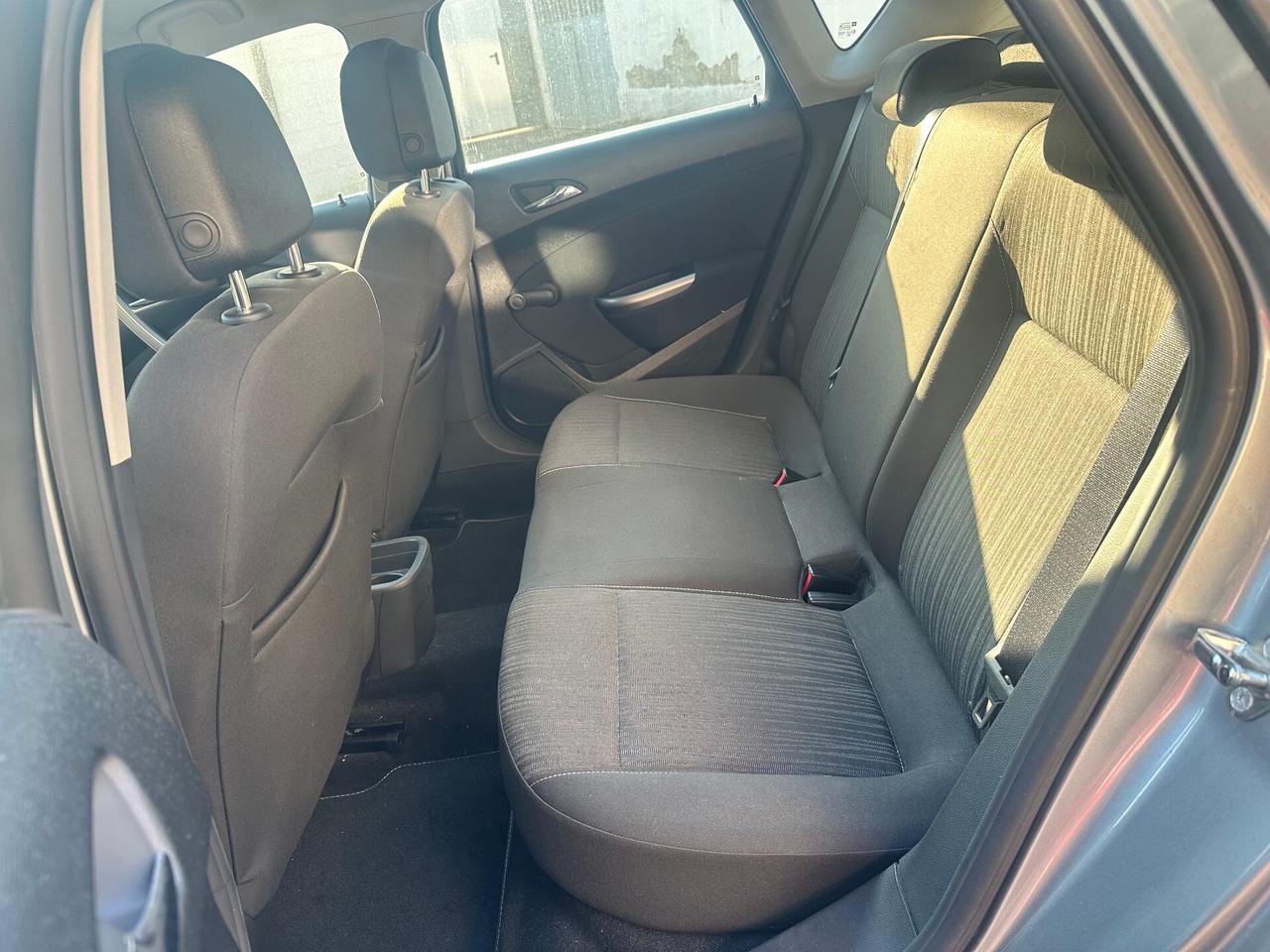 Opel Astra 1.4 100CV 5 porte Elective