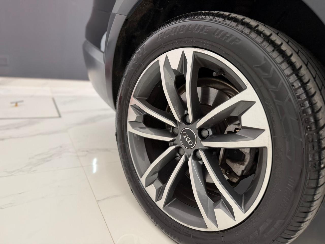 Audi A4 allroad 40 TDI 204 CV S tronic Identity Contrast