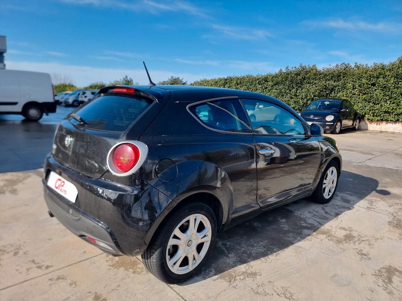 Alfa Romeo MiTo 1.3 JTDm-2 95 CV S&S Distinctive Sport Pack