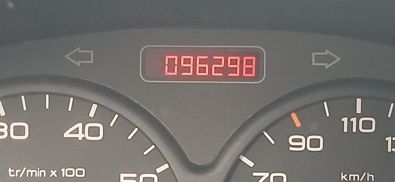 Peugeot 206 1.pochi km neopatentati