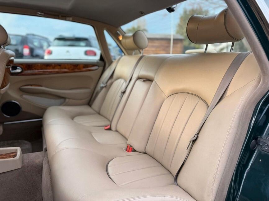 Jaguar XJ Daimler 4.0 cat Super Charged