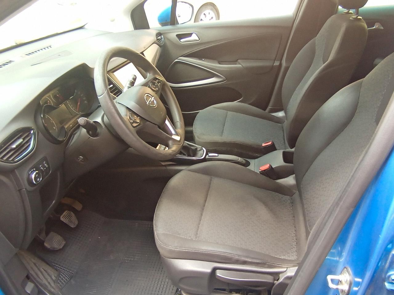 Opel Crossland X 1.2 Advance offerta del mese