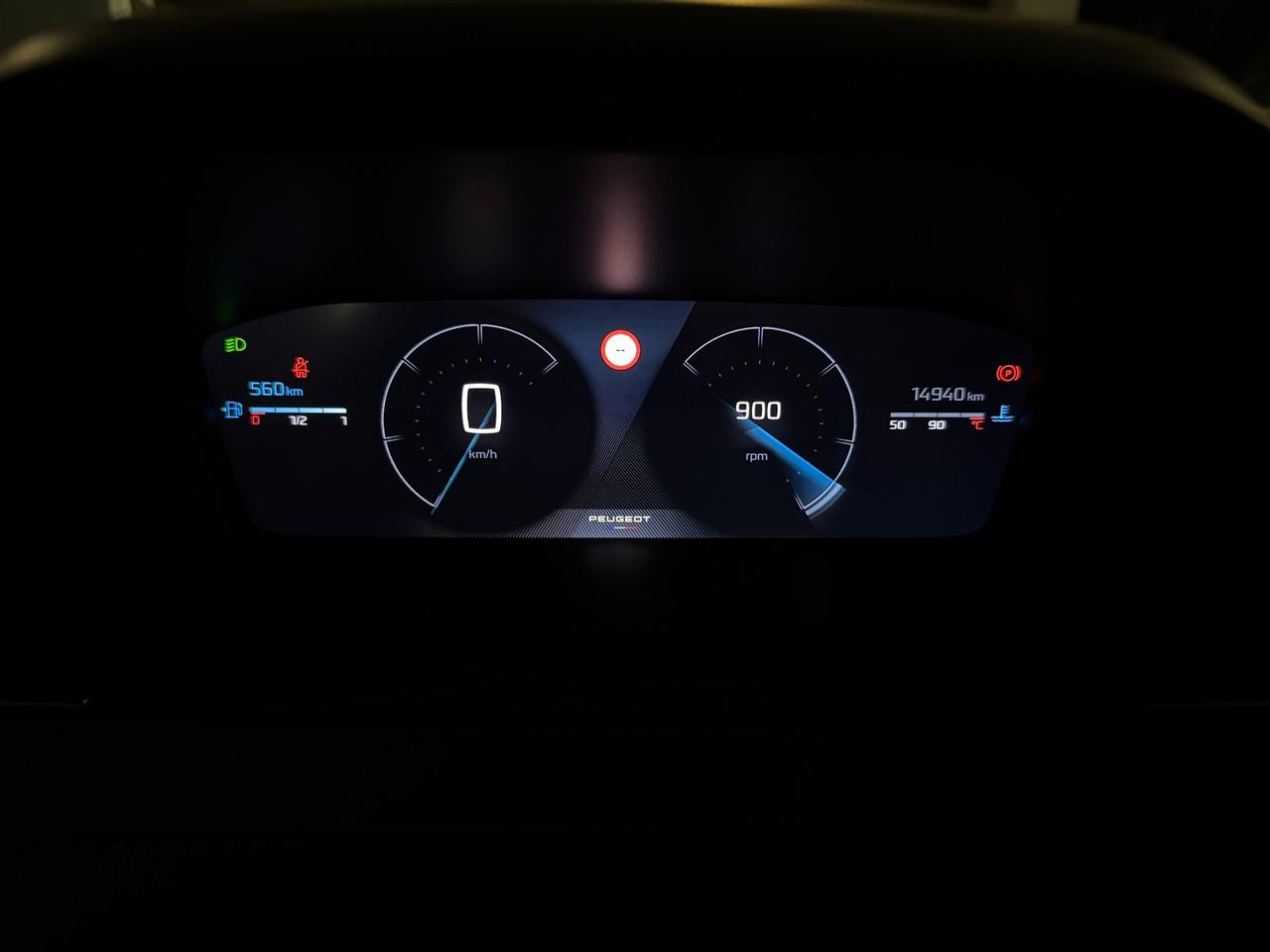 PEUGEOT 2008 1.2 PURETECH ALLURE 2025