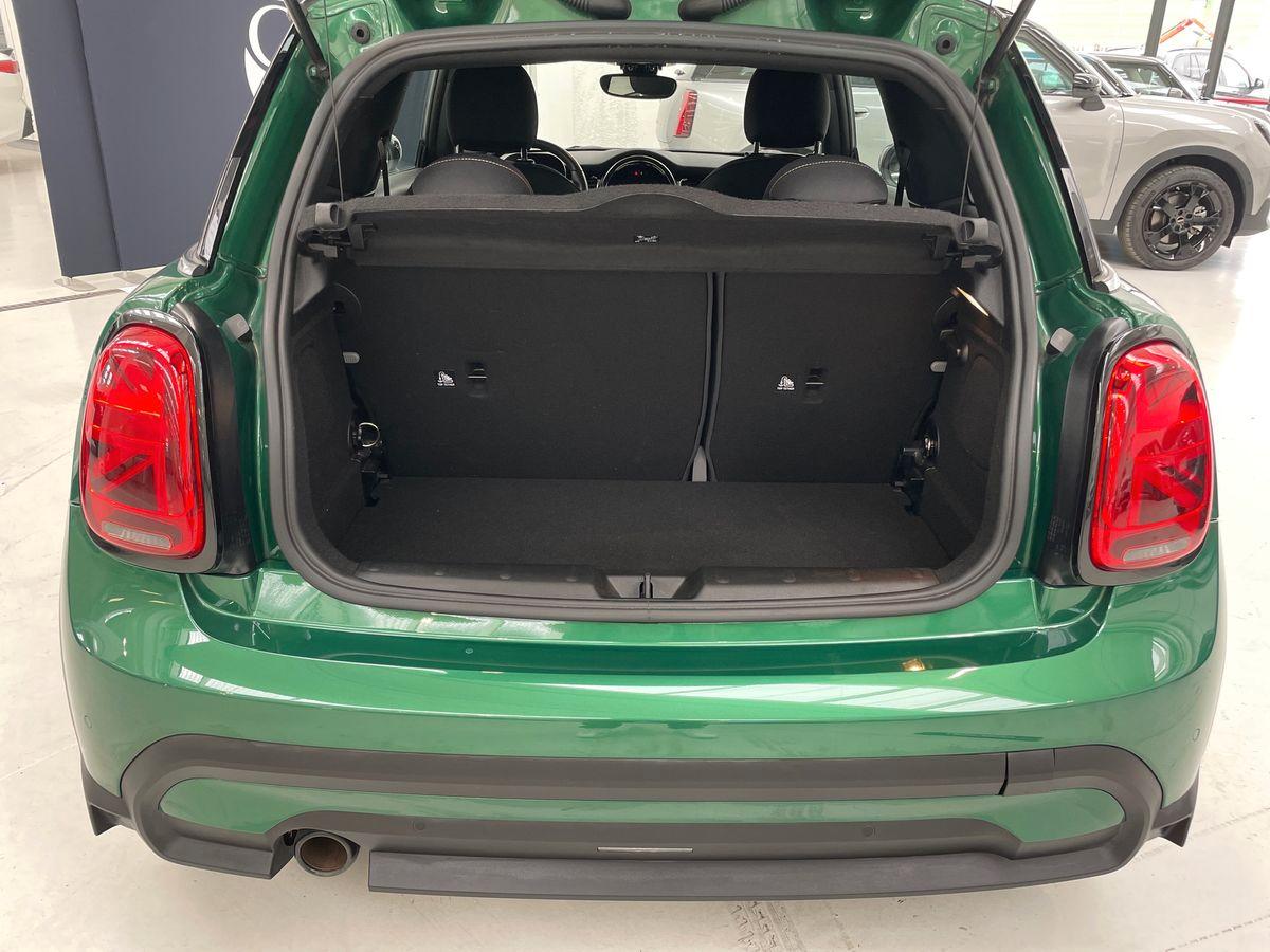 MINI Mini IV F56 2021 3p - Mini 3p 1.5 Cooper Classic Premium Mid Package auto