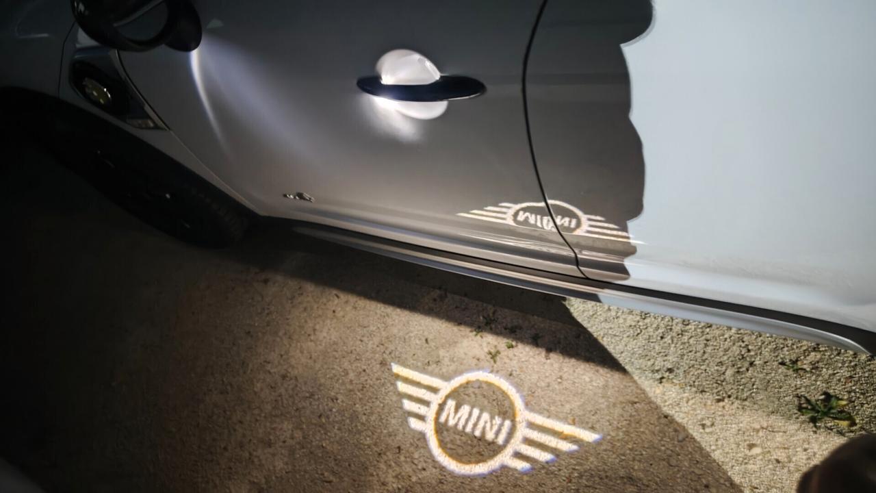 Mini Cooper S Countryman 1.5 Hype ALL4 136cv più 80 cv elettrico