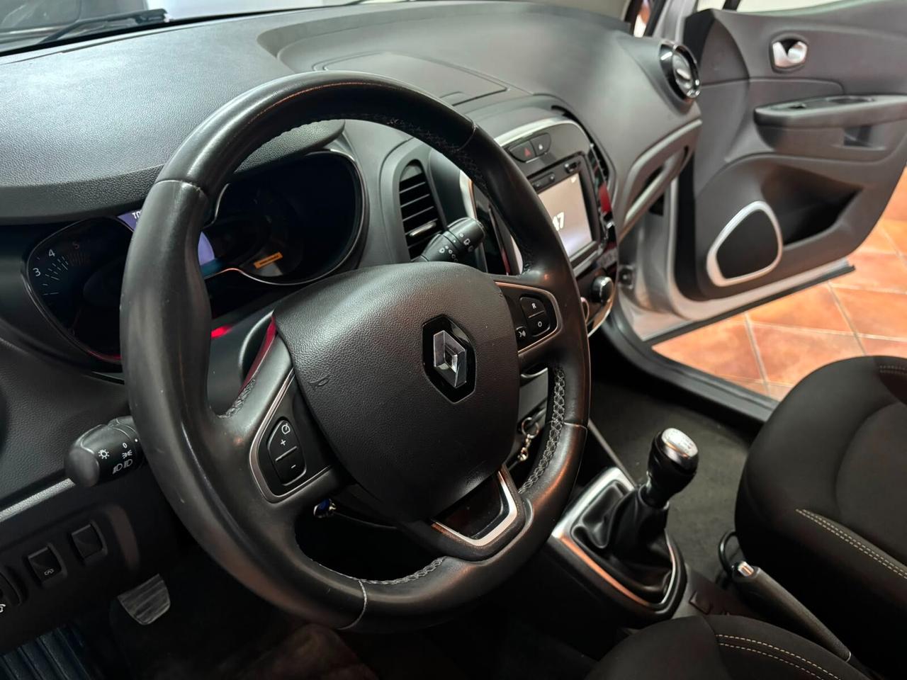 RENAULT CAPTUR 2019 1.5 DIESEL