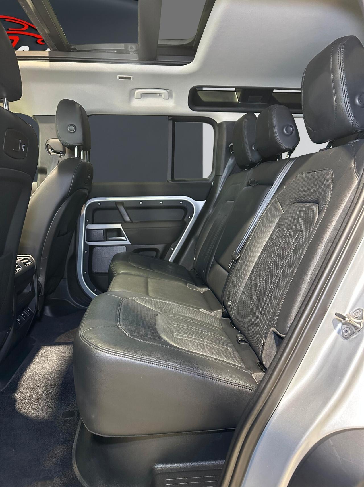 Land Rover Defender 110 3.0D I6 250 CV AWD Auto First Edition IVA ESPOSTA