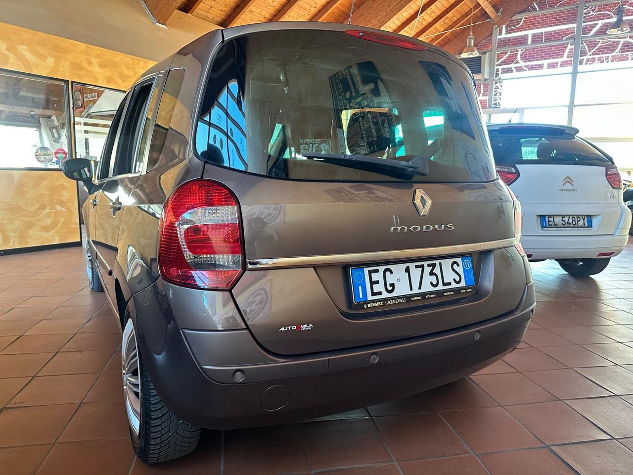 Renault Modus Grand 1.2 16V TCE Live