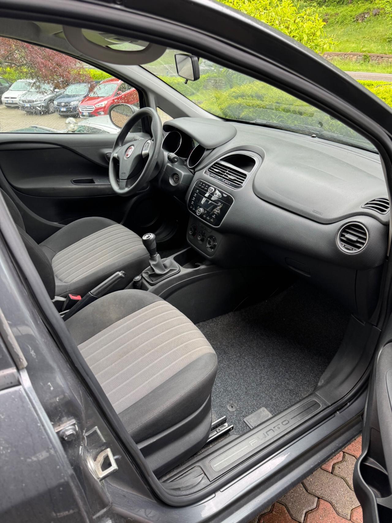 Fiat Punto 1.3 MJT II S&S 95 CV 5 porte Street