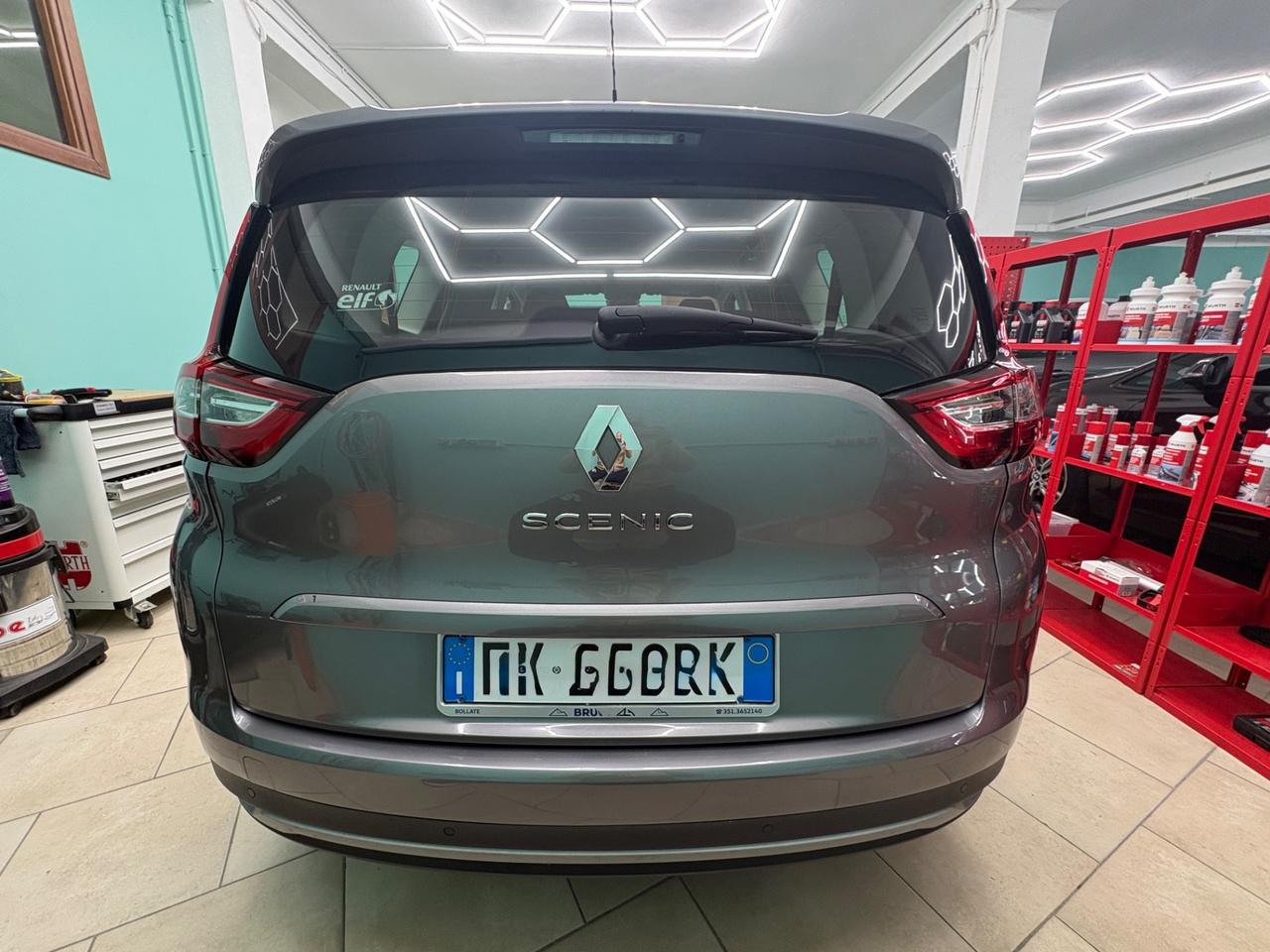 Renault Grand Scenic Blue dCi 120 CV DA VETRINA