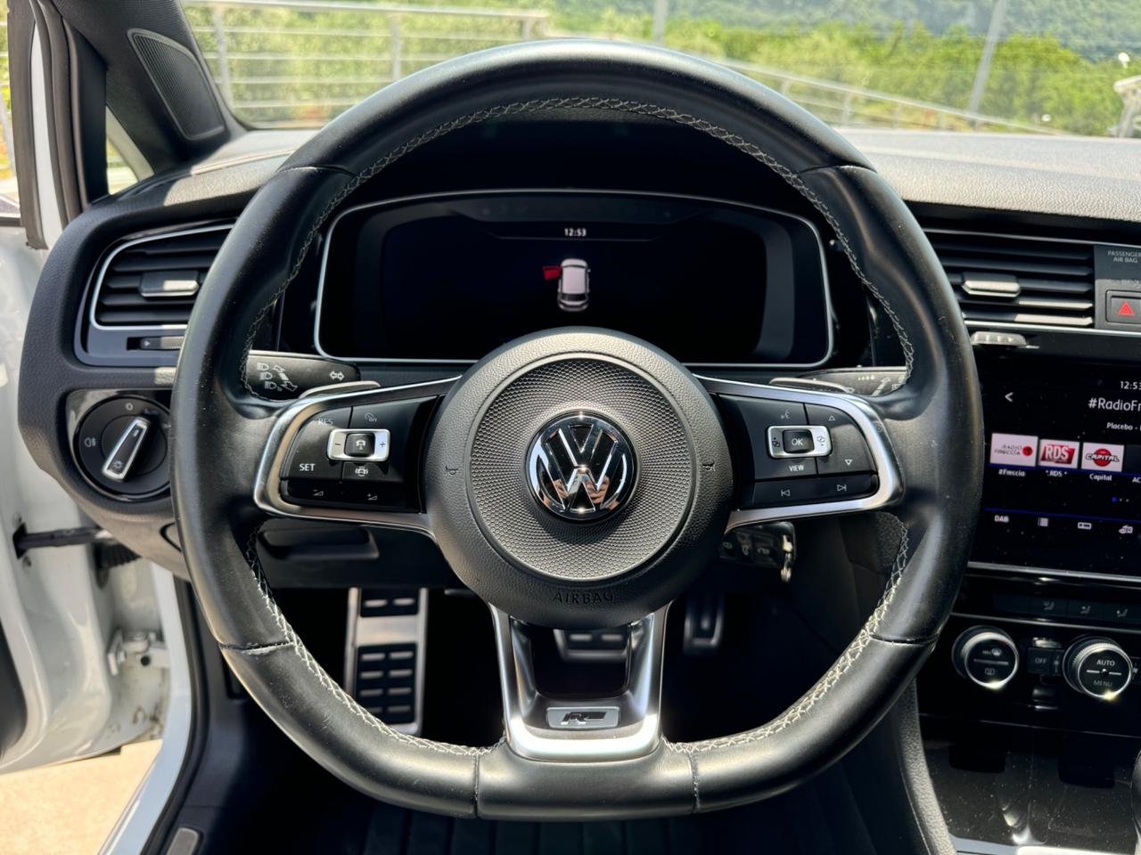 Volkswagen Golf 2.0 TDI 150cv DSG 5p. R-Line