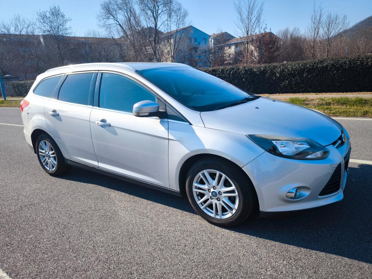 FORD FOCUS SW 1,6 TDCI- TITANIUM – 95CV- OK NEOPATENTATI