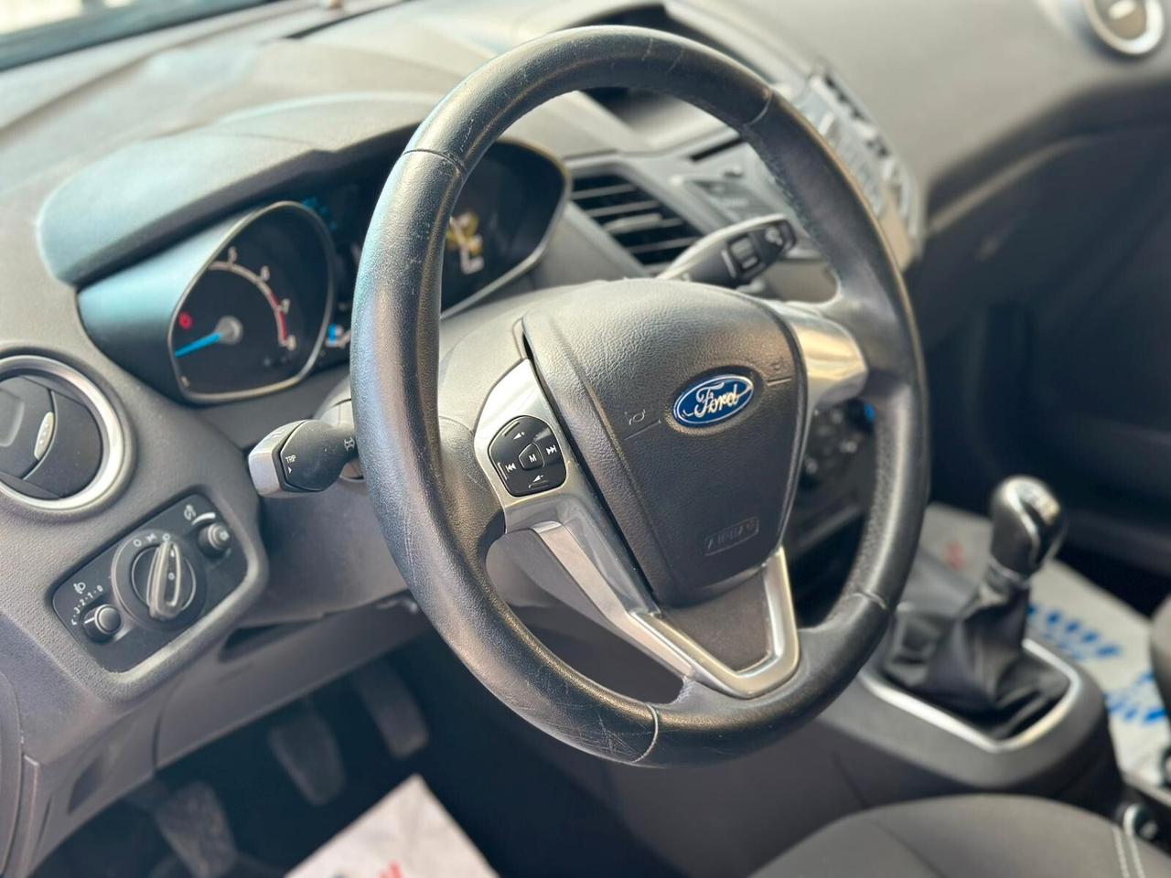 Ford Fiesta 1.0 80CV 5 porte Titanium