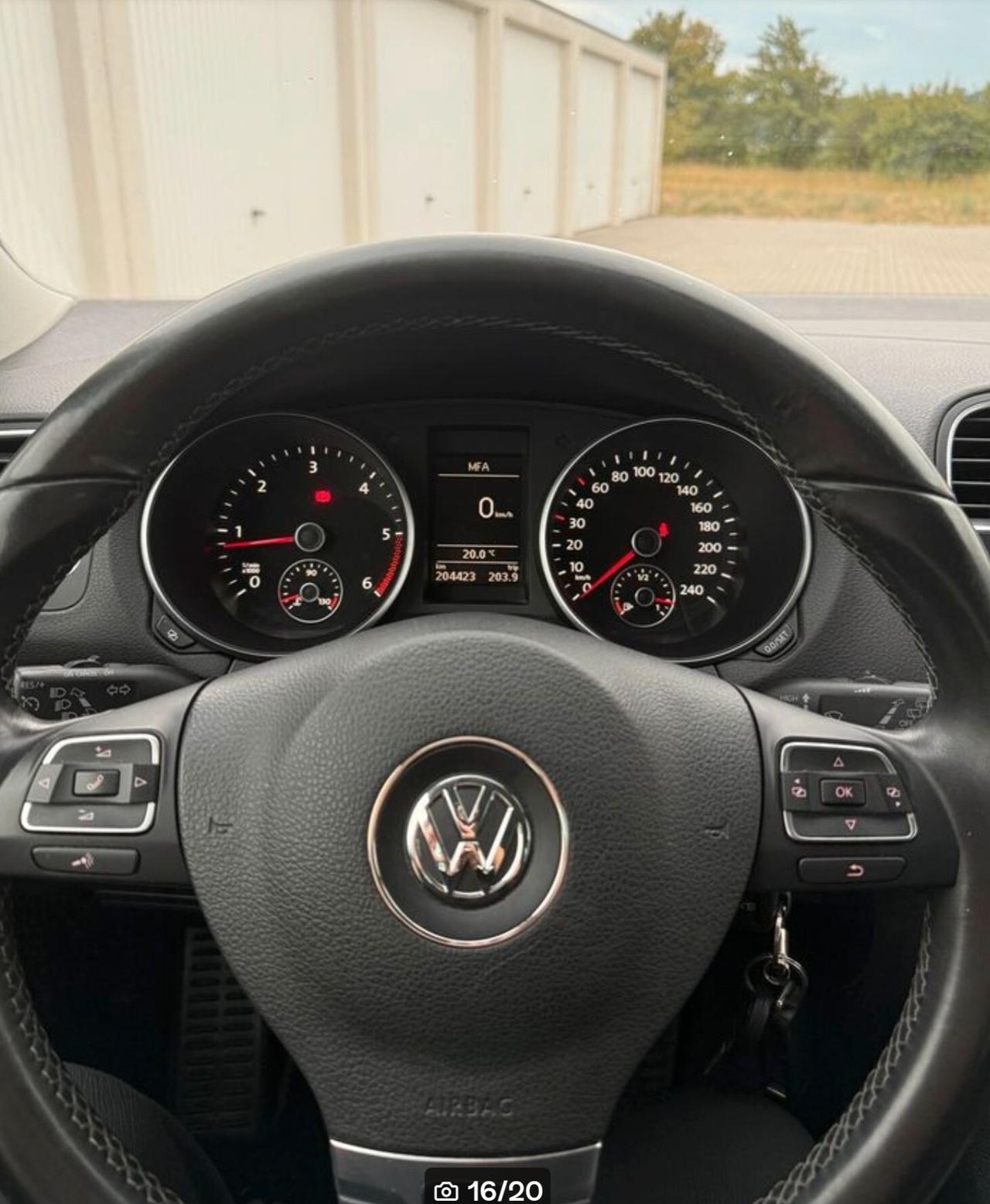 Volkswagen Golf 1.6 TDI DPF 5p. Highline