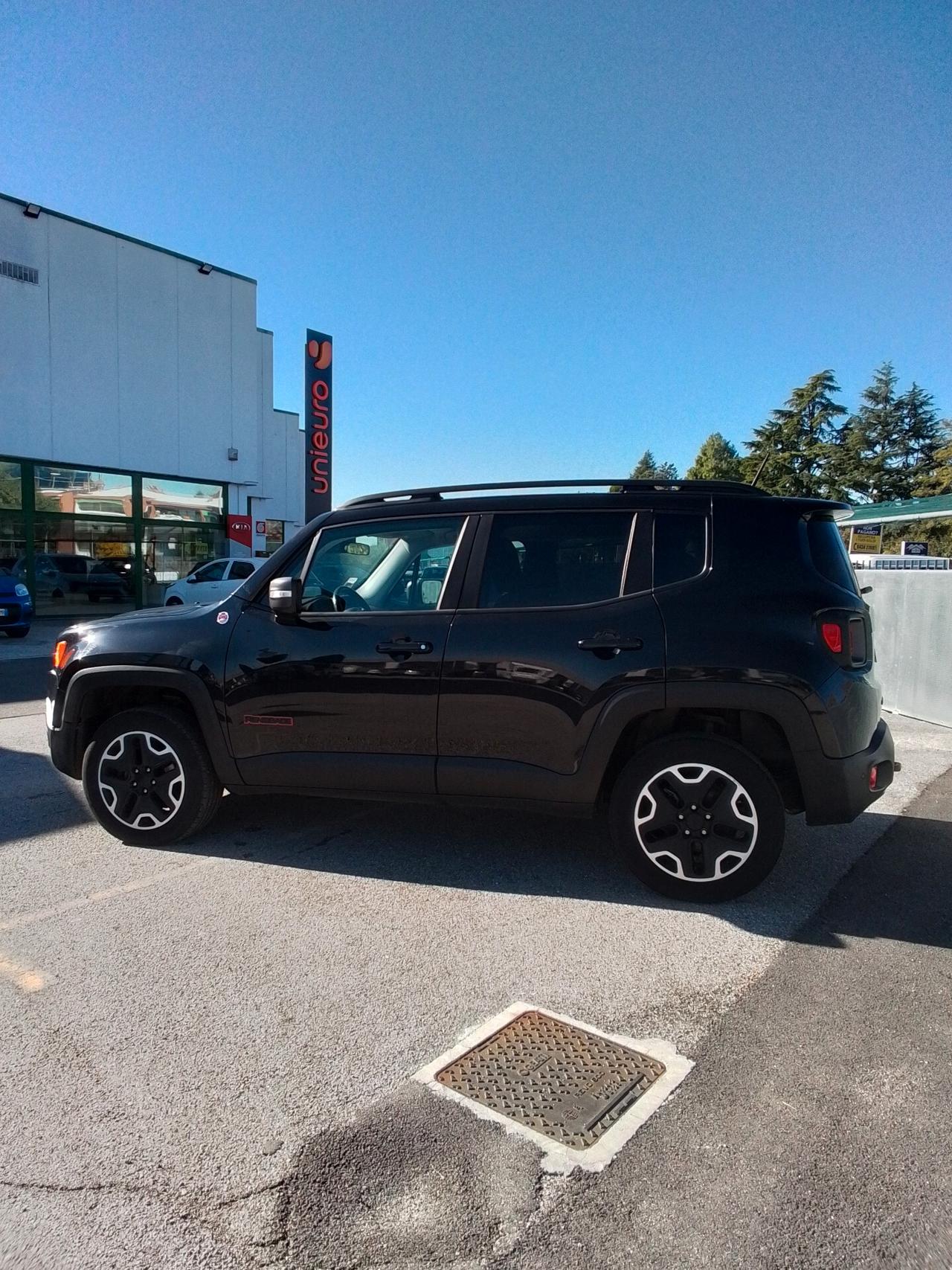 Jeep Renegade 2.0 Mjt 170CV 4WD Active Drive Low Trailhawk