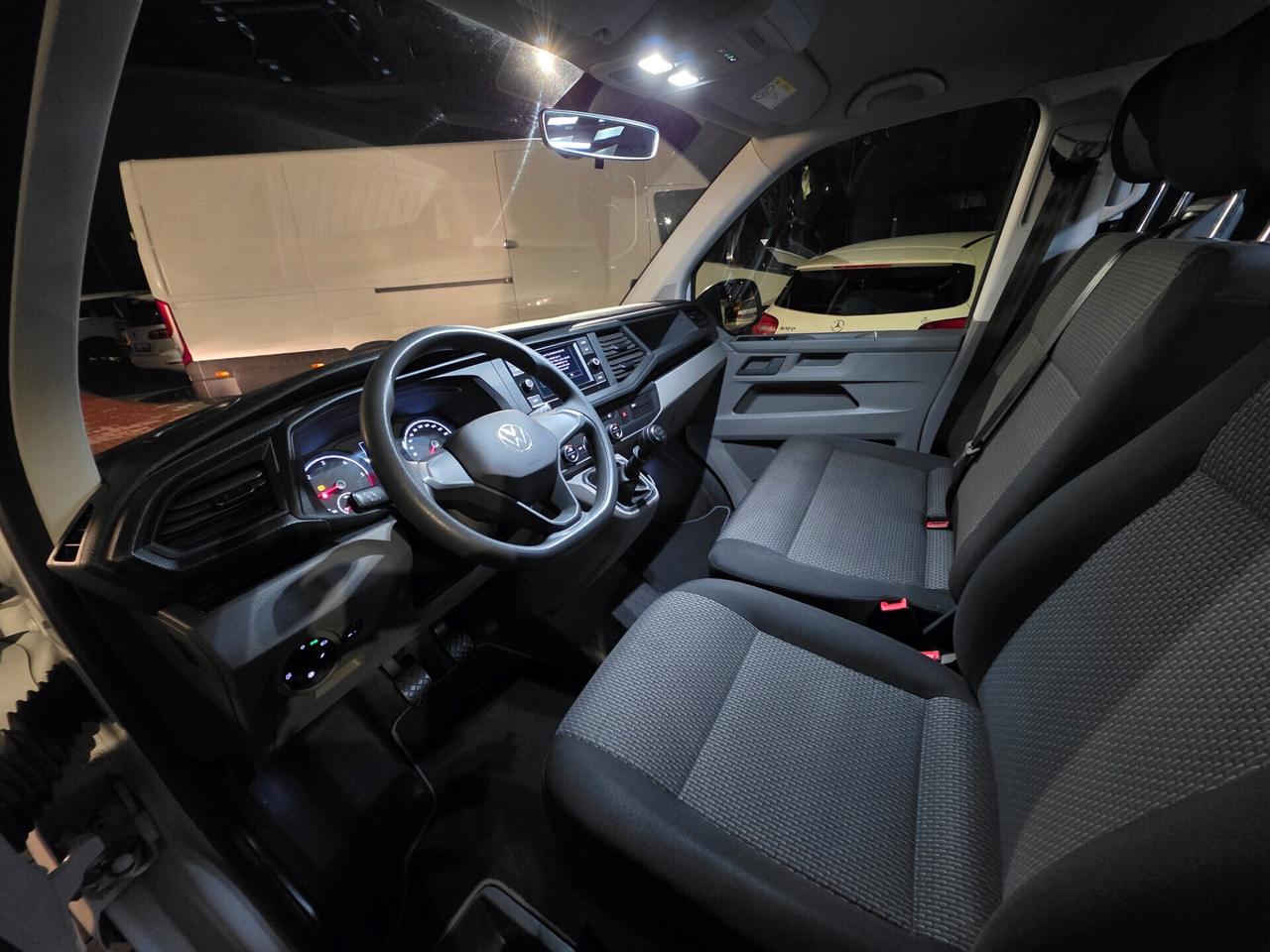 Volkswagen Caravelle 2.0 TDI 110CV PC Trendline solo 60.000km