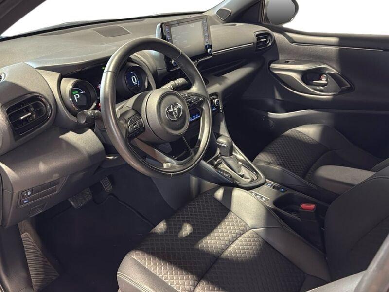 Toyota Yaris Yaris 1.5h Lounge
