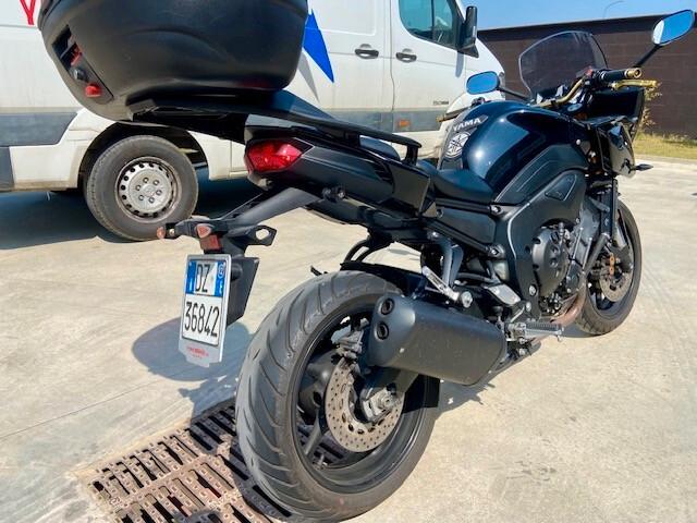 Yamaha Fazer 8 2012- 2 Prop . Solo 23.500 Km - Occasione