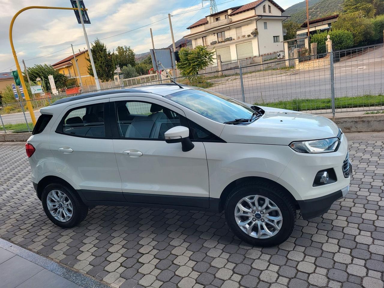 Ford EcoSport 1.5 TDCi 90 CV *** TITANIUM *** FULL OPTIONALS