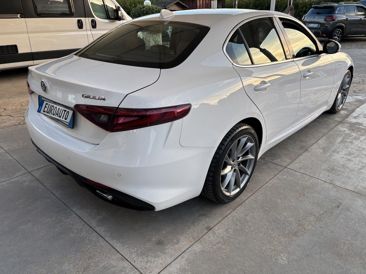 Alfa Romeo Giulia 2.2 Turbodiesel 210 CV Q4 Veloce