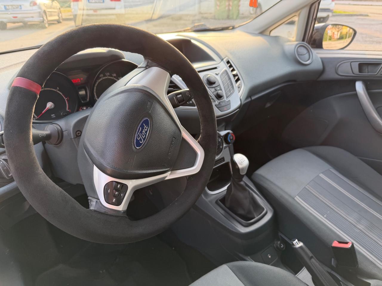 Ford Fiesta 1.4 TDCi 5p. Titanium