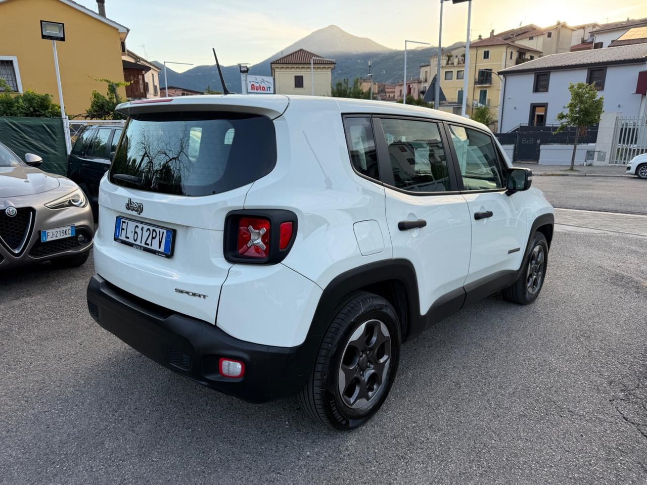 Jeep Renegade 1.6 Mjt Sport