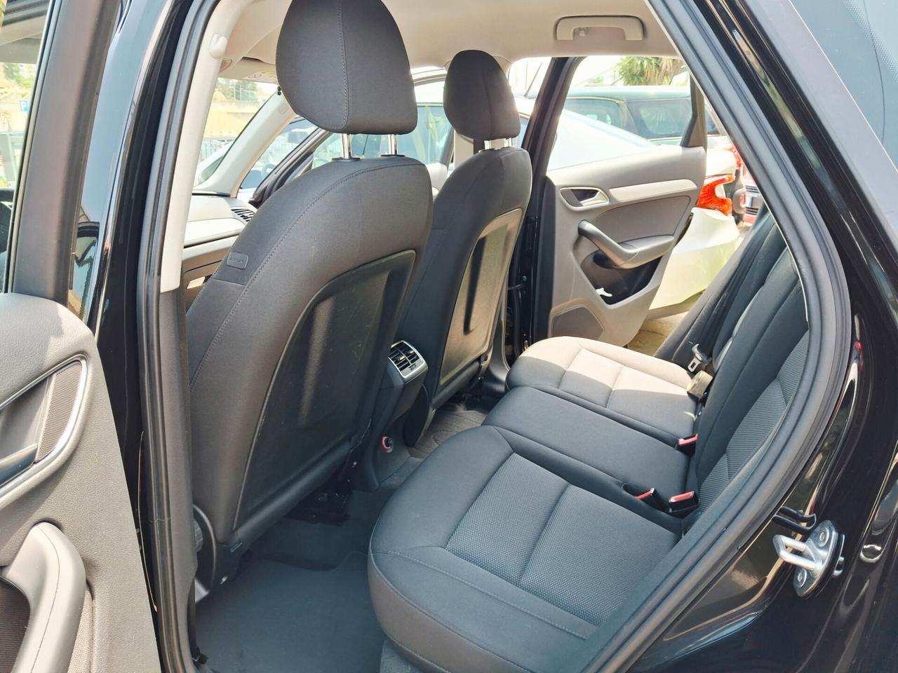 Audi Q3 2.0 TDI 150 CV quattro S tronic Sport