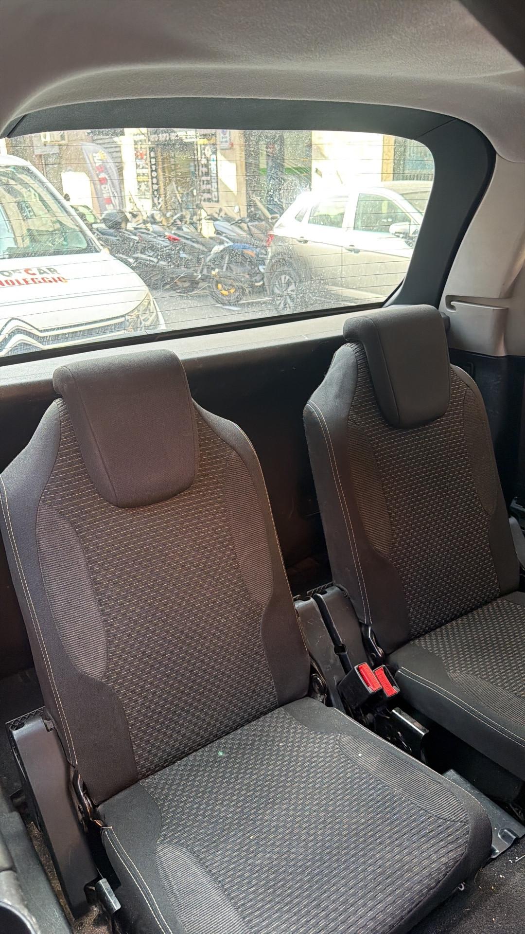 Citroen C4 Picasso 1.6 HDi 110 FAP Classique 7 posti