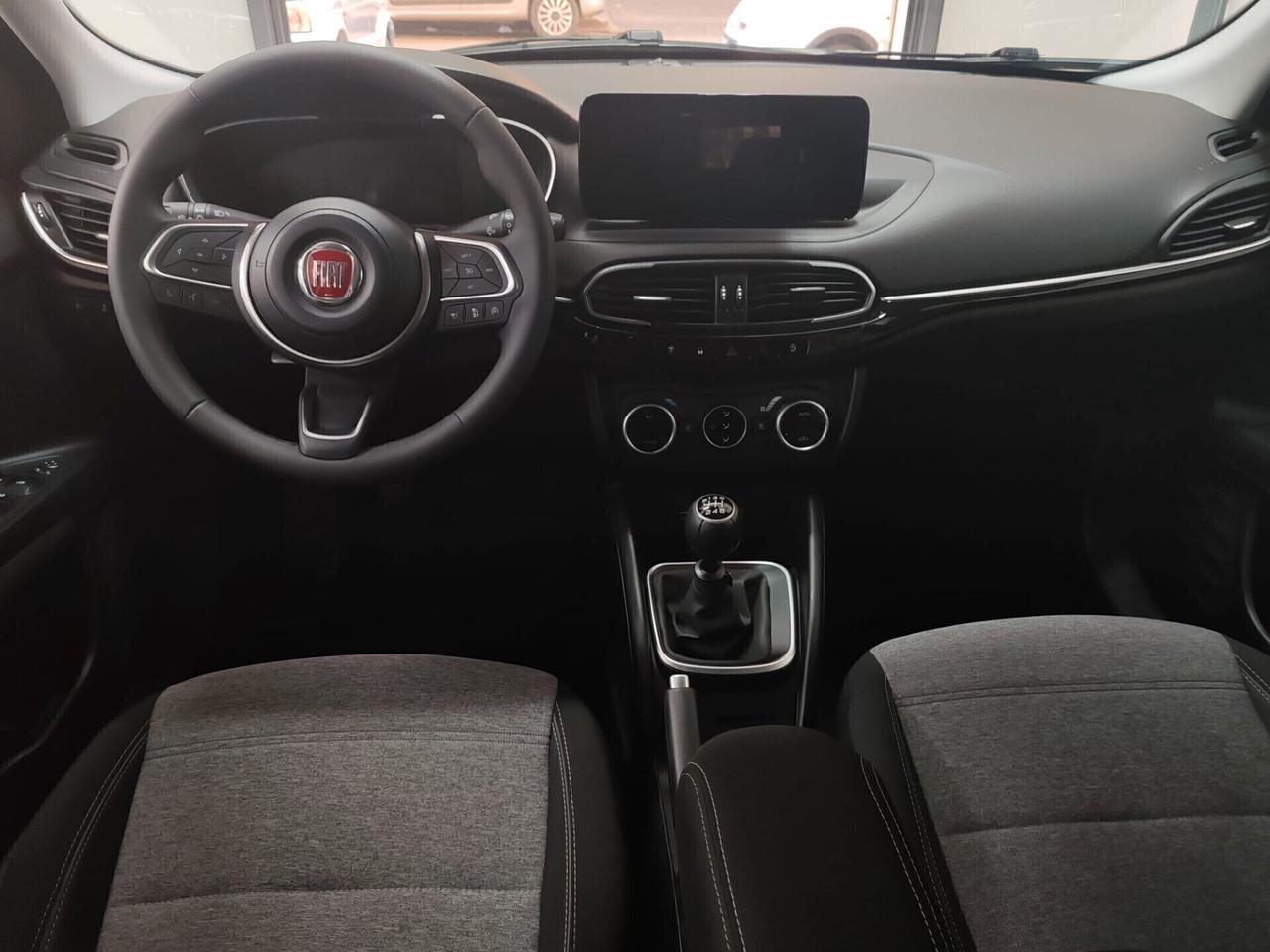 Fiat Tipo 1.6 Mjt S&S 5 porte Cross