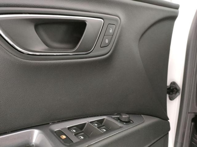 SEAT Leon 1.6 TDI 105 CV 5p. Start/Stop Style