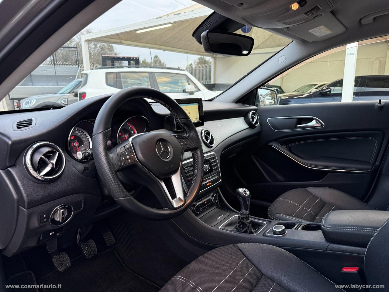 MERCEDES-BENZ GLA 200 CDI Sport