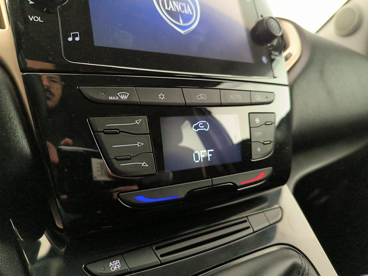 Lancia Ypsilon 1.0 firefly hybrid gold s&s 70cv