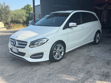 Mercedes-benz B 180 B 180 d Automatic Premium
