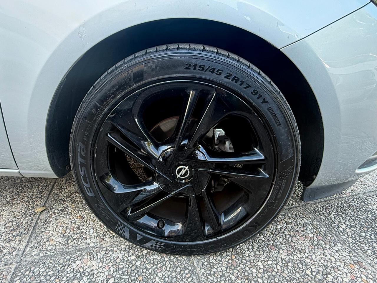 " UNA CHICCA " Opel Corsa 1.4 90CV GPL Tech