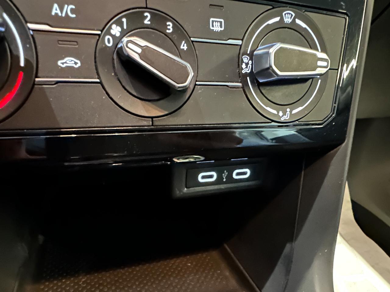 Volkswagen T-Cross 1.0 TSI Style BMT