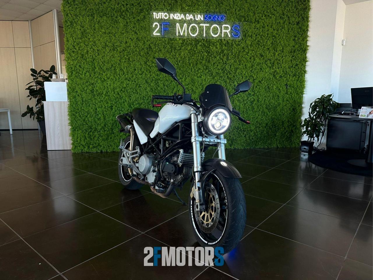 Ducati Monster 750 Dark