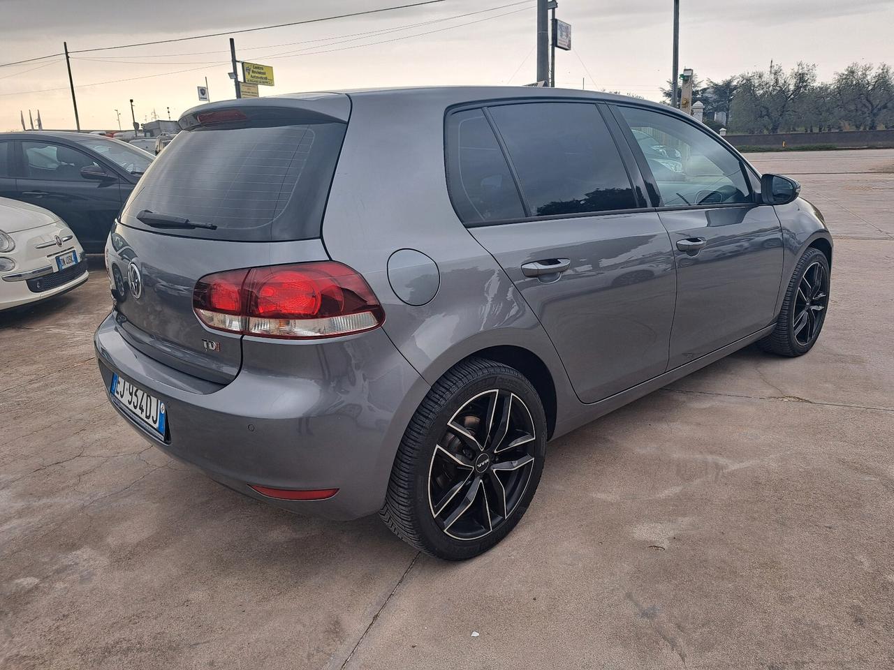 Volkswagen Golf 6 1.6 TDI 5p. Highline - 2011