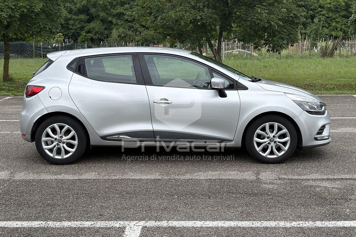 RENAULT Clio dCi 8V 90 CV EDC 5 porte Moschino Intens